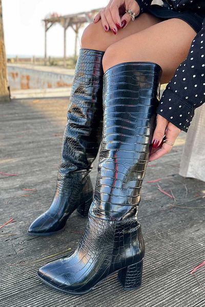 Shoebutik Μαύρες ραγισμένες δερμάτινες μπότες