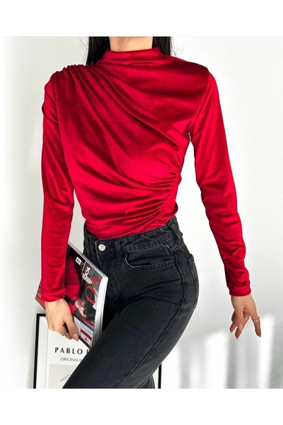 Leo Ferre Тонка м'яка оксамитова блузка з збірками