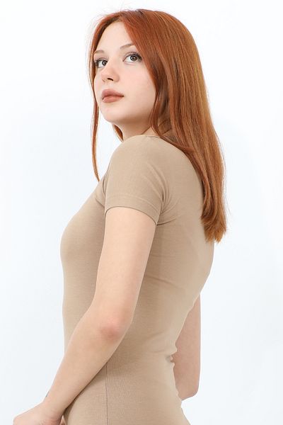 InStyle Tricou de bază cu mânecă scurtă cu gât - bej