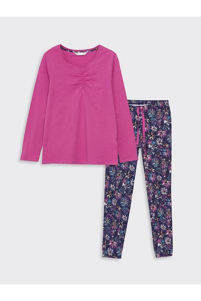 LC Waikiki Gemustertes, langärmliges Damen-Pyjama-Set mit V-Ausschnitt
