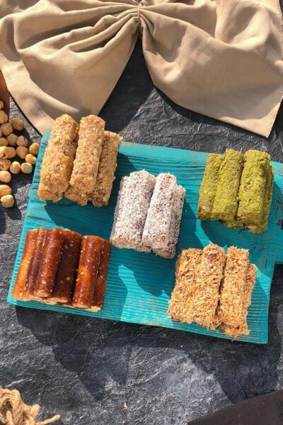 Bİrsalkım Pestİl & Köme Pistachio Hazelnut Coconut Kadayifli Hazelnut Paste Roll Wrap Pestil 1500 Gr
