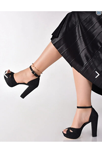 E&L Company 13,5cm SÜET SİYAH, platformlu, koşma garantilidir.