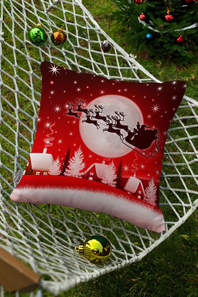 Hayal Dekoratif New Year's Themed Red and White Santa Claus with Sleigh and Snow Pattern Digital Printed Throw Pillow Cover