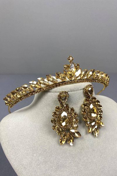 Hobigram Honey Color Thin Ilayda Model Bridal Crown and Thin Shuttle Earring Set – Crown, Crystal Stone, Stylish Model