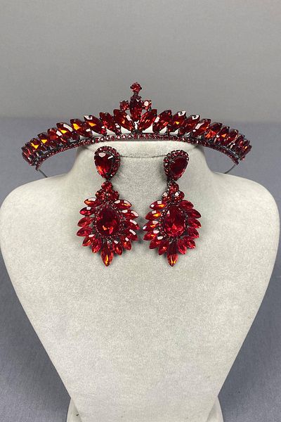 Hobigram Red Thin İlayda Model Bridal Crown and Shuttle Stone Earring Set