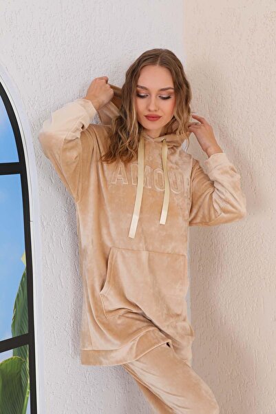 WestBound Жіночий бежевий плюшевий оксамитовий комплект на щодень