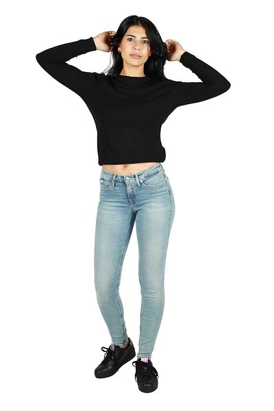 Calvin Klein Women's Denim Fabric Regular Waist Flat Model Light Blue Jeans J20J221580-1AA