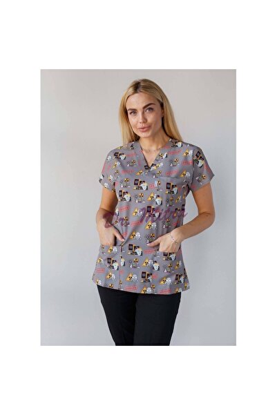 Dr. Mitra СТЕТОСКОП И СЪРЦЕ-ТЕМАТИЧЕН Модел хирургическа блуза с еластични (г...