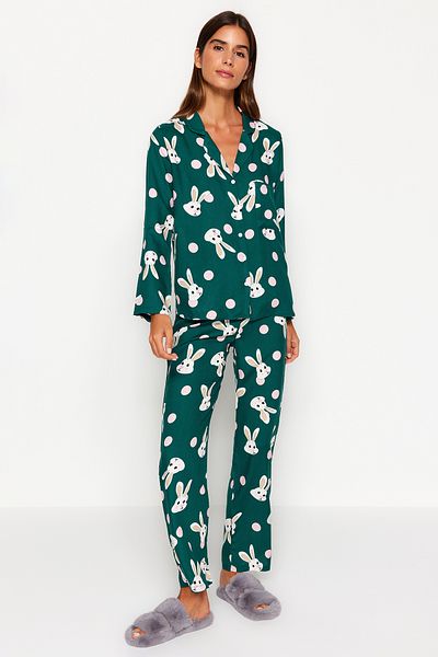 Trendyol Collection Sada smaragdově zeleného králíka s viskózovým tkaným pyžamem Thmaw21Pt0048