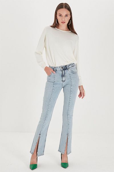 MAKRAS EXCLUSIVE Blugi de damă, albaștri, spălați cu zăpadă, cu talie înaltă, lycra, cu picior evazat, cu fantă în față