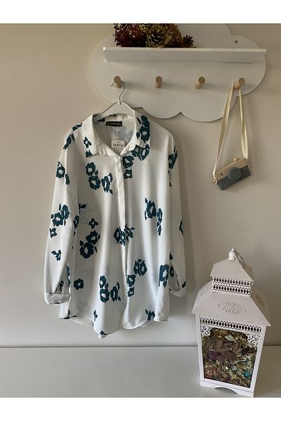 sinankardeşler Cămașă albă cu modele florale de damă