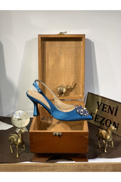 Beyoğlu Önü Taş Tokalı Kadeh Topuk Sivri Burun Arkası Açık Rahat Kalıp Şık Abiye Topuklu Ayakkabı