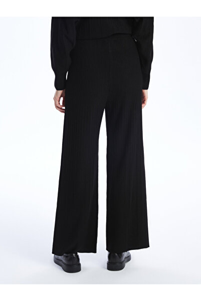 LC Waikiki Beli Lastikli Düz Geniş Paça Kadın Triko Pantolon