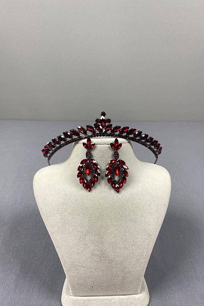 Hobigram Burgundy Thin Ilayda Model Bridal Crown and Shuttle Stone Earring Set – Crown, Crystal Stone, Stylish Model – Crown