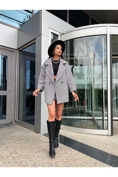 ESRAHELVACI Palton negru oversize din picior de gală