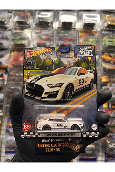 HOT WHEELS 20’ Ford Shelby GT500 (1.64 premium )