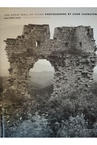 Yale The Great Wall of China: Photographs by Chen Changfen (hardcover)