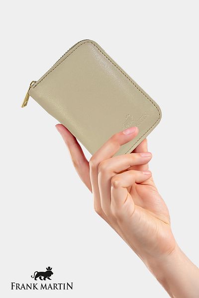 Frank Martin Rio Original Boxed Paper and Coin Eyes Card Holder Zippered Stylish Women's Wallet Cream