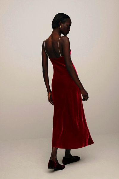 World Fashion Trends Rochie lungă din catifea elastică cu bretele cu lanț