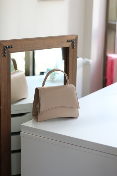 Moom Bag Geantă de umăr acoperită nud pentru femei