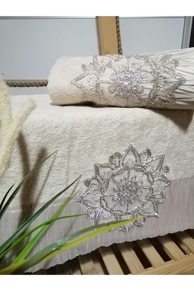 Neweste hand face towel single guipure embroidered dowry luxury velvet textured wedding car towel 50*90cm