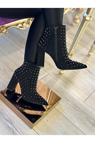 Purple Kadın Siyah Zımbalı Kalın Topuklu Bot