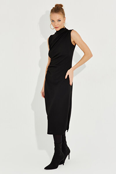 Cool & Sexy Kadın Siyah Kolsuz Midi Elbise KED4048