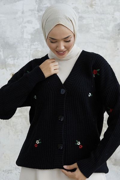 InStyle Cardigan Brodat Helly Daisy - Negru