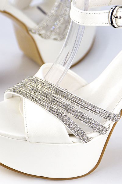 E&L Company 13,5cm off-white mother-of-pearl leather, bridal shoesRunning is guaranteed