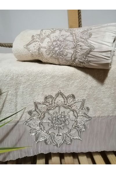 Neweste hand face towel single guipure embroidered dowry luxury velvet textured wedding car towel 50*90cm