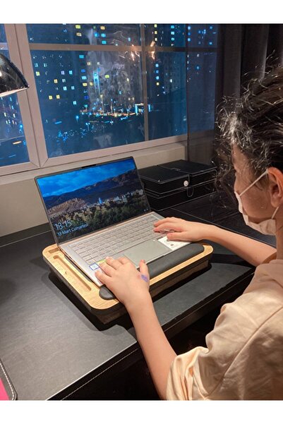 Axolotl Supply Kids Telefon Ve Tablet Bölmeli Minderli Laptop Sehpası 13" Inch