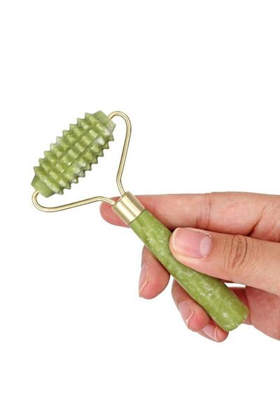 İLTERUS Single Sided Jade Face Roller (One Side Serrated)