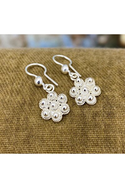 bigakan Kadın Gümüş Küpe Küçük Çiçek Bererket Modeli Telkari 925 Ayar Gümüş Küpe