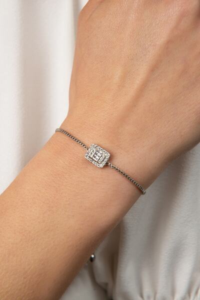 Elika Silver سوار نسائي من حجر الرغيف الفرنسي