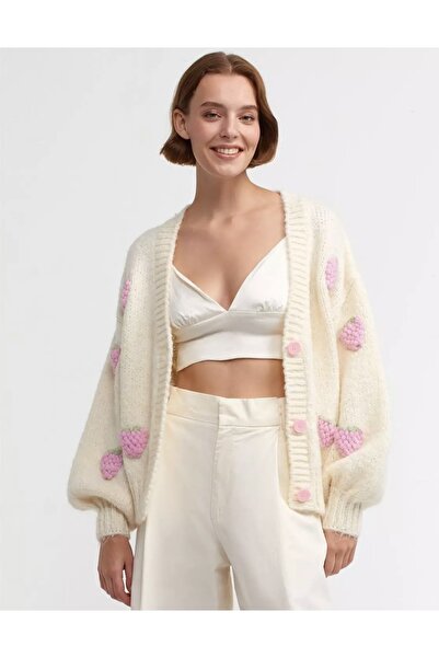 Dilvin 60185 V Yaka Çilek Nakışlı Balon Kol Triko Hırka-Koyu Bej