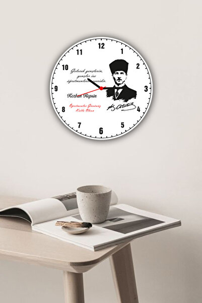 Yogi Tasarım أتاتورك سوليت وتوقيع ساعة الحائط