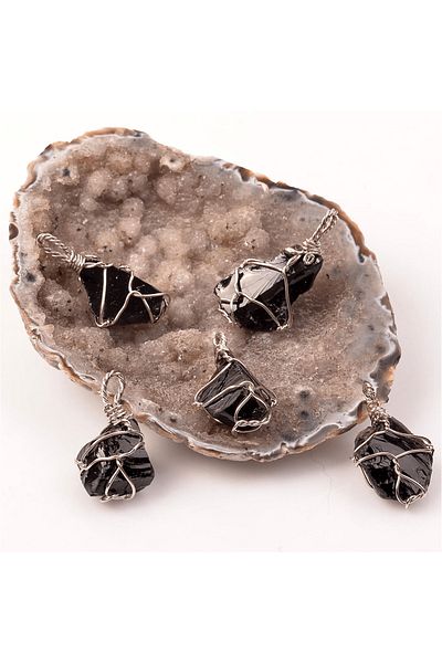 Tesbih Atölyesi Certified Wire Wrapped Raw Unprocessed Onyx Stone Necklace