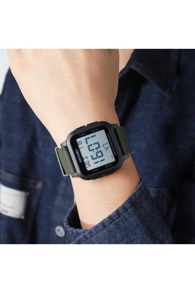 Skmei 1894 ساعة رياضية خضراء بسلك سيليكون