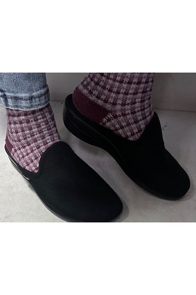 Ceyo CEY0 WOMEN'S BLACK COLOR ORTHOPEDIC SOLE STYLISH SIMPLE CLOSED SABO HOUSE SLIPPERS RAMONA-3