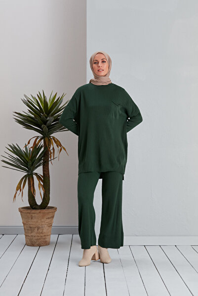 MODAMÜNASİP طقم تريكو نسائي مضلع بتفاصيل جيوب