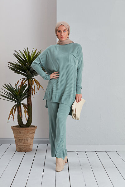 MODAMÜNASİP طقم تريكو نسائي مضلع بتفاصيل جيوب