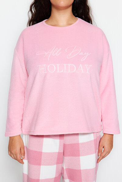 Trendyol Curve Pink Embroidery Detailed Plaid/Checkered Fleece Knitted Pajamas Set TBBAW24AI00015