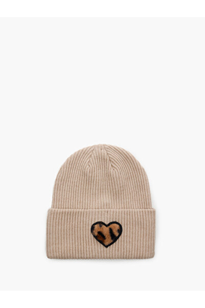 Colin's Beige Women's Beret