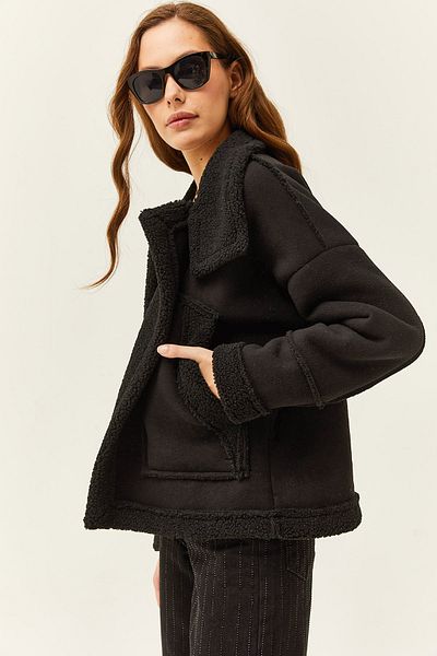 Olalook Schwarze dicke Damenjacke mit Taschen und Fell innen CKT-19000369