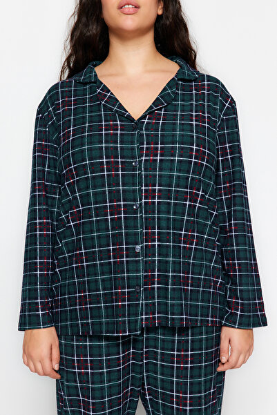 Trendyol Curve Zöld kockás inggalléros kötött pizsama szett - TBBAW24AI00033