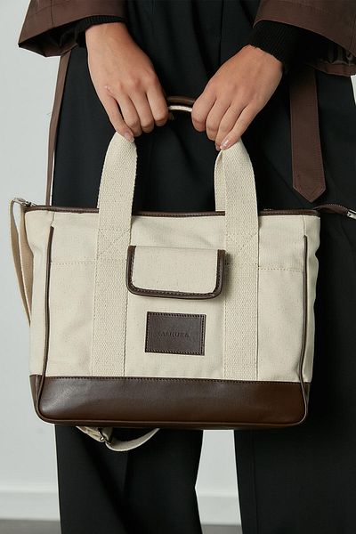Manuka MIDI-CANVAS-TASCHE MIT MEHREREN TASCHEN BITTERBRAUN