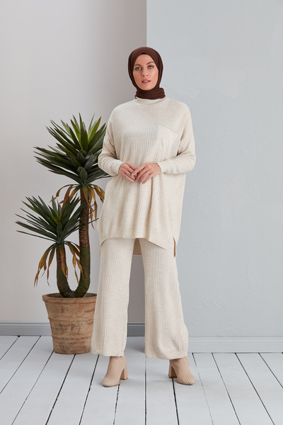 MODAMÜNASİP طقم تريكو نسائي مضلع بتفاصيل جيوب