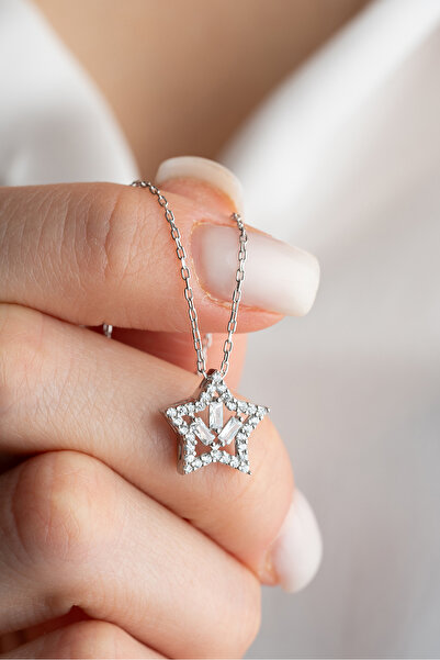 Nereze 925 Ayar Gümüş Rodyumlu Baget Taşlı Yıldız Kolye