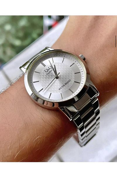 Q&Q Men's Metal Cord Wristwatch