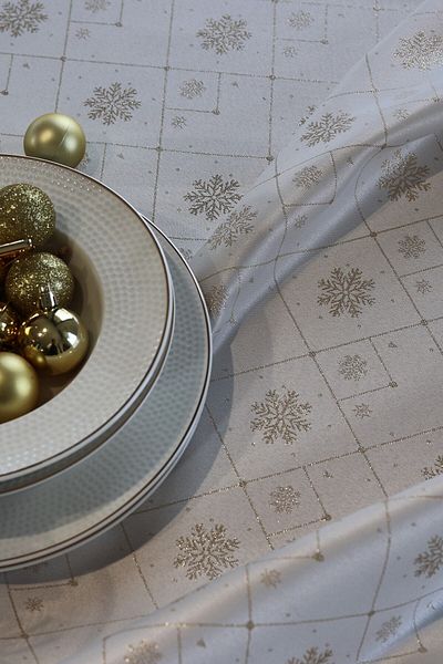 LUFA HOME New Year's Jacquard Tablecloth - 231 Model